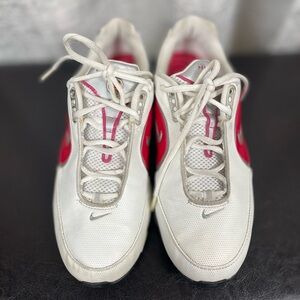 Nike Shox R4 Women’s Training Shoes – White/Red/Silver  size 9.5